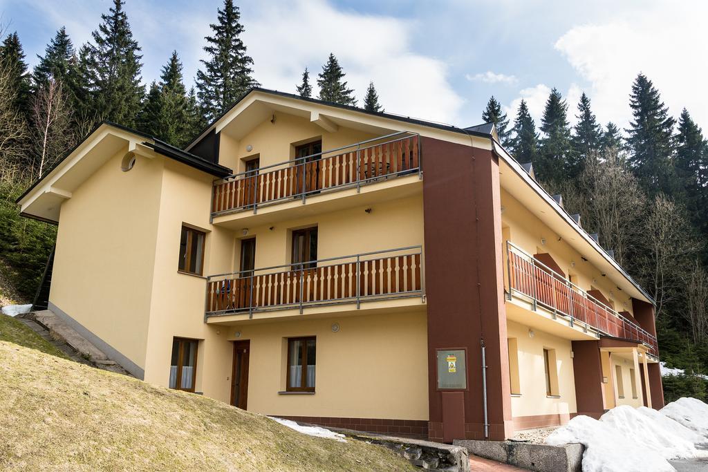 Apartment Poustevnik Пец под Снежка Екстериор снимка